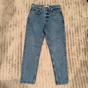 Zara High Rise Straight Leg Jeans Medium Wash Blue Denim Women Size‎ 29 thumbnail 2