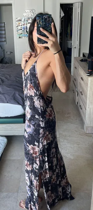 Low Back Maxi Dress thumbnail 4