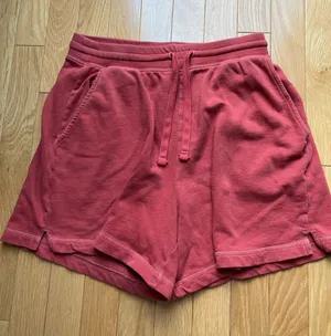 Old Navy Boyfriend Shorts thumbnail 1