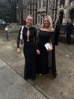 Windsor Black Dress Formal thumbnail 3