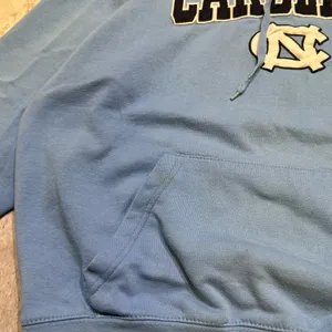 Stadium Athletics Vintage Y2K Embroidered North Carolina Tar Heels Light Blue Hoodie Sweatshirt thumbnail 6