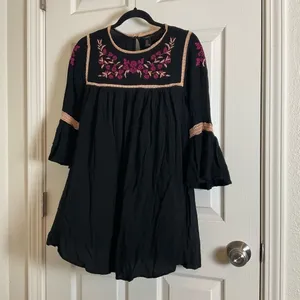 Forever 21 Black Mini Dress Pink Floral Embroidery Peasant Boho Bell Sleeve M thumbnail 3