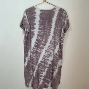 Lucky Brand Pocket Tee Dress in Twilight Mauve thumbnail 8