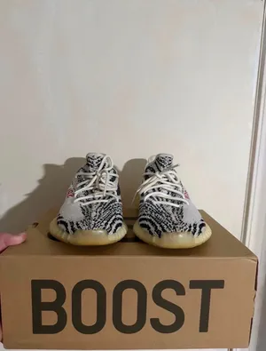 Adidas Yeezy Boost 350 Zebra thumbnail 2