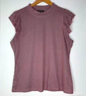 Jessica Simpson ruffled knit top size XL thumbnail 1