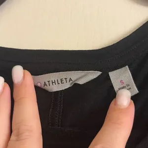✨ATHLETA Side Split Black Tank Black Sz Small Top✨ thumbnail 6