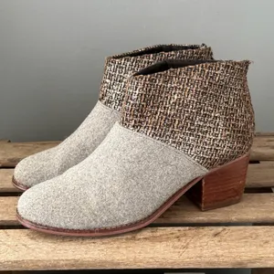 Toms Leila Wool‎ Felt Ankle Boots Size 8 A30 thumbnail 2