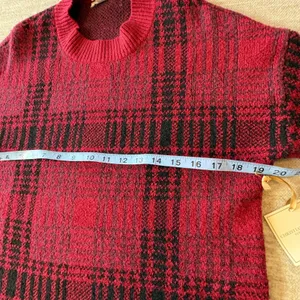 Christian‎ Siriano Red Black Plaid Crew Neck Long Sleeve Knit Sweater Beanie Set thumbnail 8
