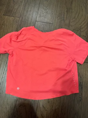 Lululemon Shirt thumbnail 2