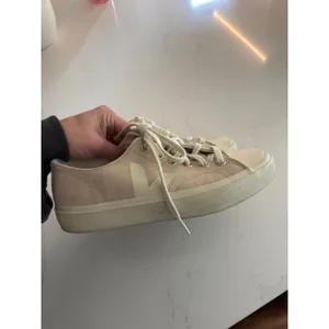 VEJA Wata II Low Canvas Pierre Sneakers in Beige Size US 10 / EU 41 thumbnail 7