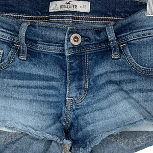 Hollister Denim Shorts‎ thumbnail 2