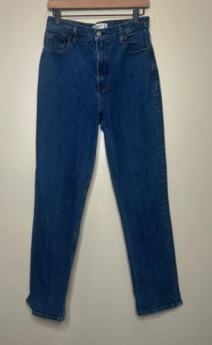 Abercrombie & Fitch Curve Love 90s Straight Ultra High Rise Jeans thumbnail 1