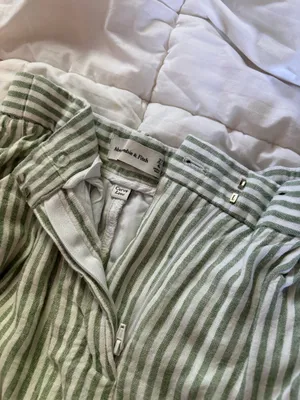 Abercrombie & Fitch Curve Love Jeans thumbnail 4