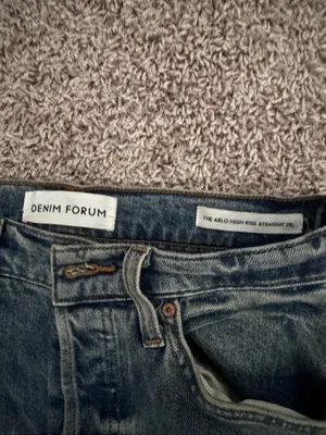 Denim Forum Arlo Aritzia High-Rise Straight thumbnail 2