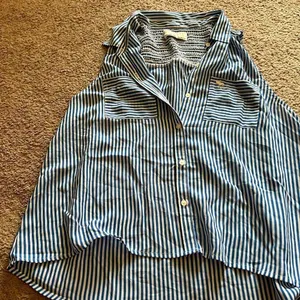 Abercrombie blue & white striped tank top‎ small thumbnail 3