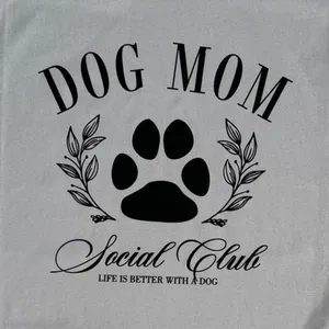 Gildan Dog Mom Social Club X-Large Women’s Ice Gray T-Shirt Short Sleeve thumbnail 3
