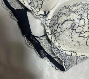 Victoria’s Secret Push Up White and Black lace and crystal details bra #lingerie thumbnail 3