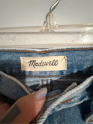 Madewell Baggy Straight Jeans in Earlhurst Wash: Ripped Edition- 28T thumbnail 5