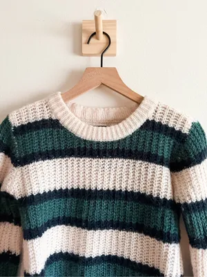 Abercrombie and Fitch Alpaca Wool Blend Colorblock Stripe Sweater Size XS thumbnail 4
