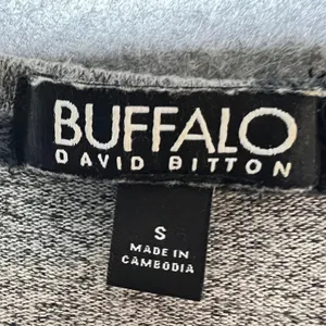Buffalo David Bitton Womens Grey Camo Raglan Sleeve Sweatshirt Small Crewneck‎ thumbnail 2