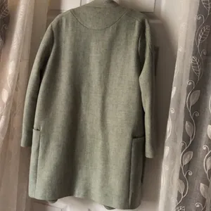 Zara oversized jacket/coat, size xs thumbnail 8