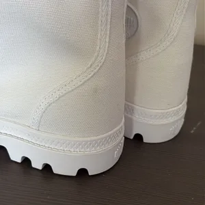 Palladium Pampa Hi Originale High Top Boot White ‎ Mens 7.5 Women’s 9 thumbnail 15