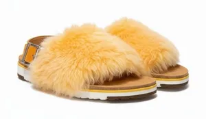 Ugg Holly‎ Fluffy Fur Orange Zinnia Slingback Thong Sandals Women'S Size 8.5 thumbnail 1