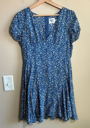 Princess Polly Floral Mini Dress 8 Blue Womens Rayon V-Neck Short Sleeve thumbnail 1