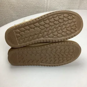 Koolaburra by UGG Victoria Mini Boots Sand Beige Suede Womens Sz 9 EUC thumbnail 6