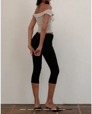 Motel Rocks Black Capris thumbnail 3
