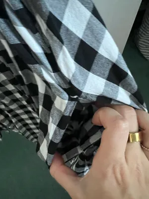 Old Navy black and white gingham midi dress with tie back detail. Size: XS #gingham #summerdress thumbnail 5