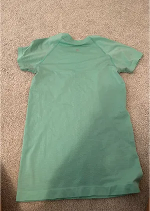 Lululemon Swiftly Tech thumbnail 3