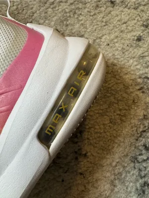 Nike Air Max Axis Women's Running Shoes thumbnail 2
