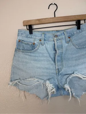 Levi’s 501 Original Denim Jean Shorts size 31 in Luxor Light Blue $75 thumbnail 6