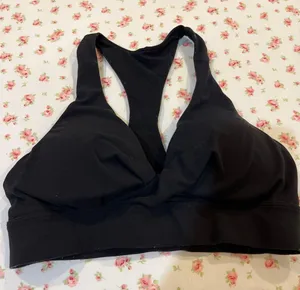 Sports Bra thumbnail 1
