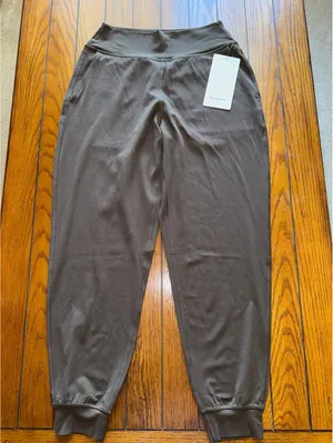 Lululemon Align Jogger High Rise 26” Walnut Crunch Size 4 NWT thumbnail 3