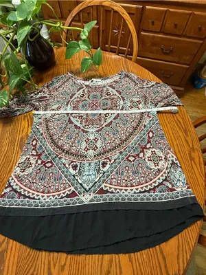 Rose + Olive Maroon Paisley Scoop Neck Top With Sheer Hem 1X thumbnail 5