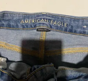 American Eagle Size 4 Curvy High Rise Shortie Light Wash Distressed Jean Shorts thumbnail 7