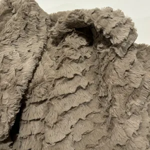 Cynthia Steffe ruffled faux fur beige tan winter coat size medium EUC thumbnail 8