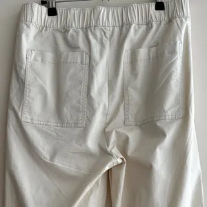 GAP Women’s Stretch Waist Off Duty Khaki Pants, Size Medium, NWT thumbnail 13