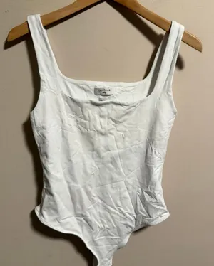 Aritzia Babaton Contour Square Neck Tank Bodysuit White- Size Large thumbnail 1
