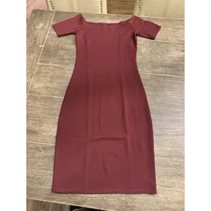 Reformation Maroon Burgundy Garnet Red Dress Size Small Orlando? Bodycon thumbnail 2