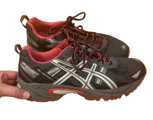 Asics Size 9.5 Gel-Venture 5 Pink and Grey Running Athletic Shoes thumbnail 1
