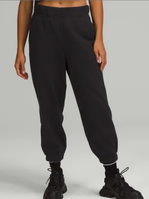 Lululemon Relaxed High Rise‎ Black Joggers Sweatpants Women’s 4 thumbnail 1