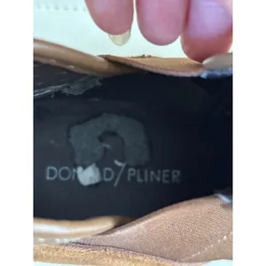 Donald Pliner Womens Tan Perforated Suede Pointed Toe Block Heel Ankle Boots 8.5 thumbnail 7
