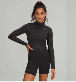 Lululemon Shirt thumbnail 5