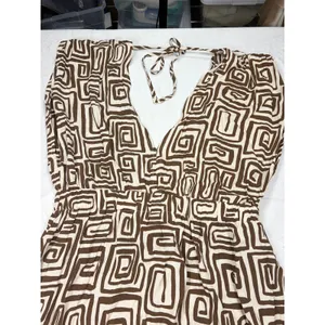 NWT petal & pup brown cream geometric maxi dress. V neck, tie back neck. Size L thumbnail 5