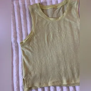 Lululemon Yellow Tank Top thumbnail 3