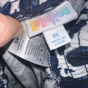 Lularoe Jax boyfriend XL cozy loungewear blue floral joggers thumbnail 3