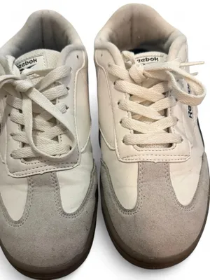 Reebok shoes thumbnail 1